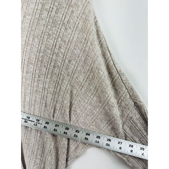 Anthropologie Akemi + Kin Oatmeal Color V-Neck Top Long Sleeve Ribbed  Tunic - Picture 6 of 7